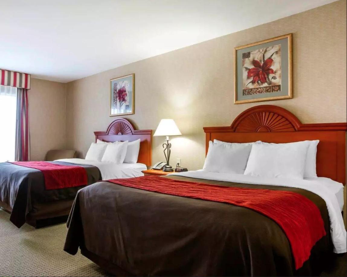Akwesasne Mohawk Casino Resort And Players Inn Hotel -Formerly Comfort Inn And Suites Hogansburg Ny Exterior photo